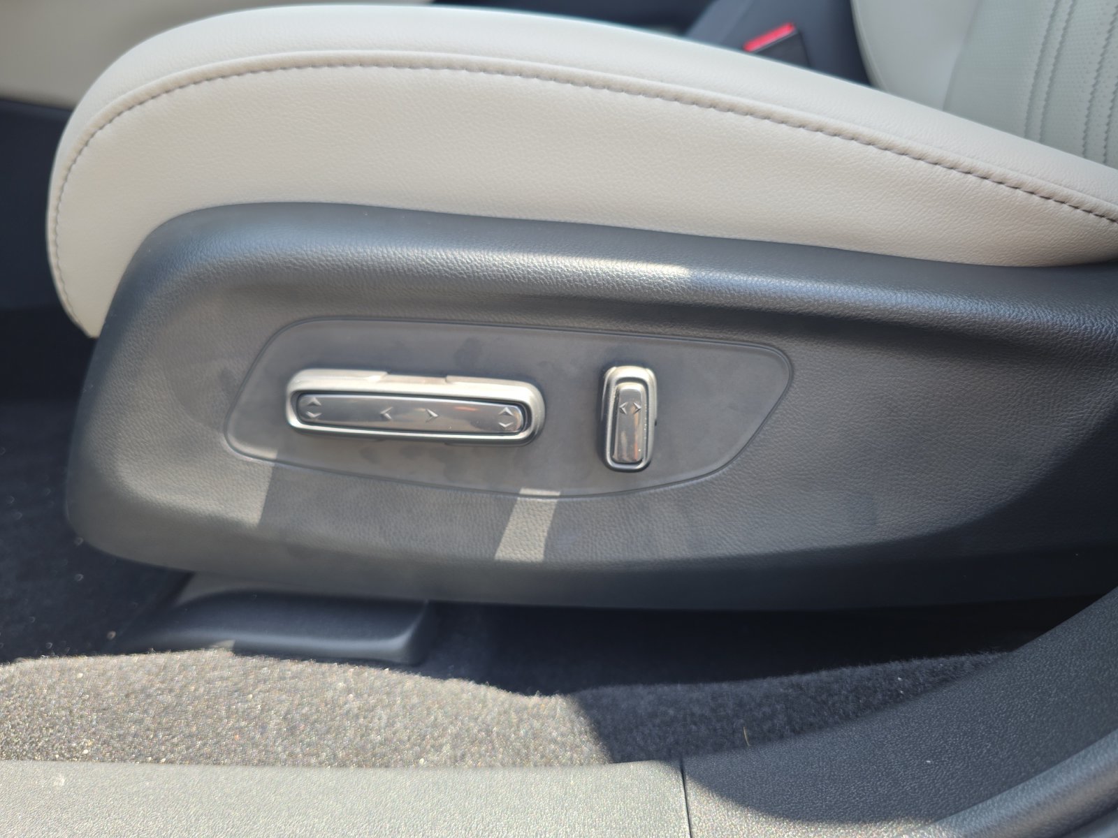 New 2027 Honda HR-V EX-L image 17