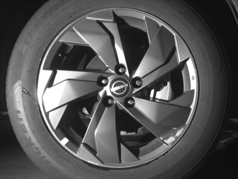 Used 2025 Nissan Rogue SV FWD image 16