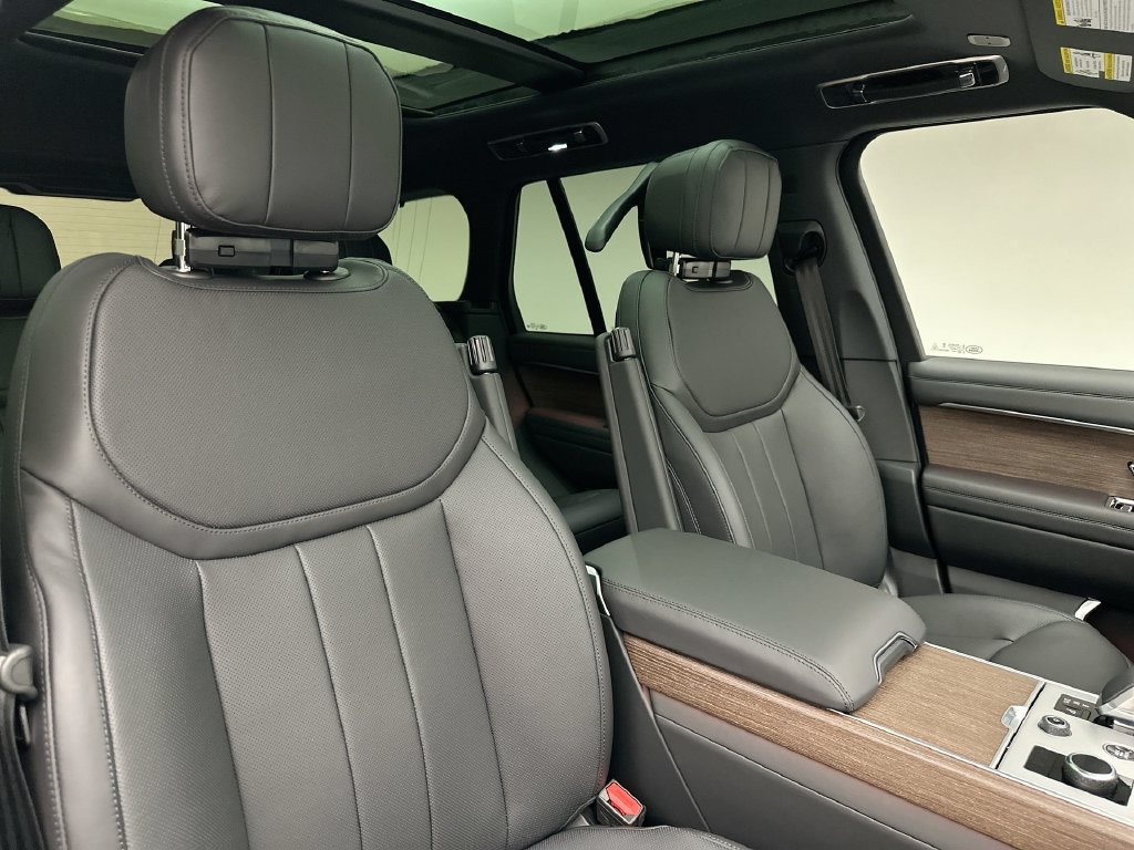 New 2027 Land Rover Range Rover SE AWD/4WD image 6