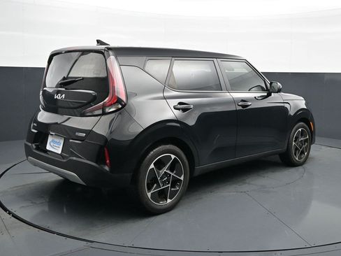 Used 2024 Kia Soul EX FWD image 7