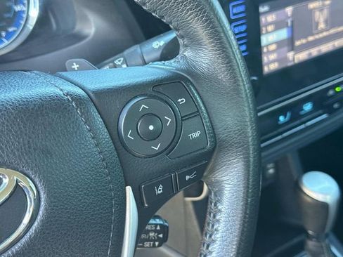 Used 2017 Toyota Corolla SE image 27