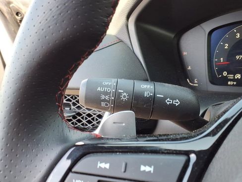 Used 2025 Acura ADX A-Spec image 17