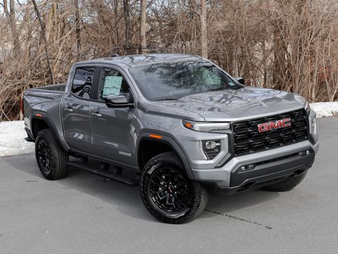 New 2026 GMC Canyon Elevation w/ Convenience Package image 2