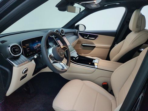 New 2026 Mercedes-Benz GLC 300 image 9