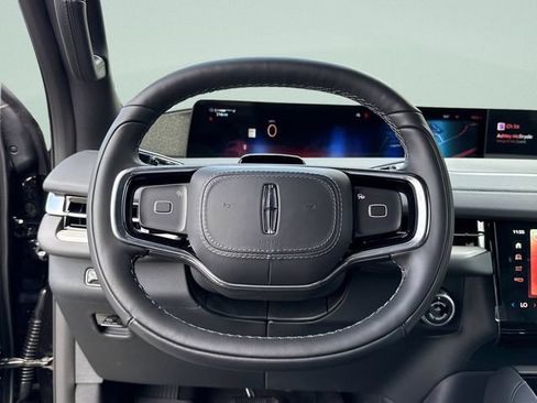 New 2026 Lincoln Navigator Reserve w/ Jet Appearance Package AWD/4WD image 40
