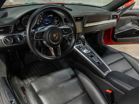 Used 2018 Porsche 911 Carrera RWD image 49