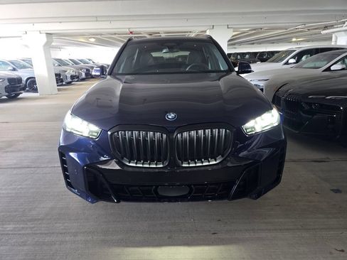 New 2026 BMW X5 xDrive50e w/ M Sport Package AWD/4WD image 2