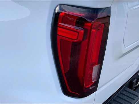 New 2026 GMC Sierra 1500 SLT w/ SLT Premium Plus Package AWD/4WD image 14