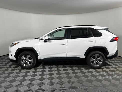 Used 2024 Toyota RAV4 XLE FWD image 8
