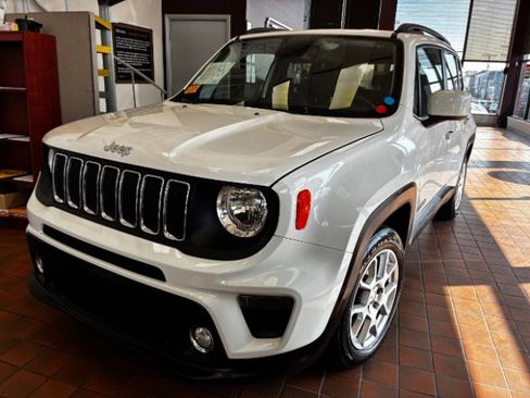 Used 2020 Jeep Renegade Latitude image 8