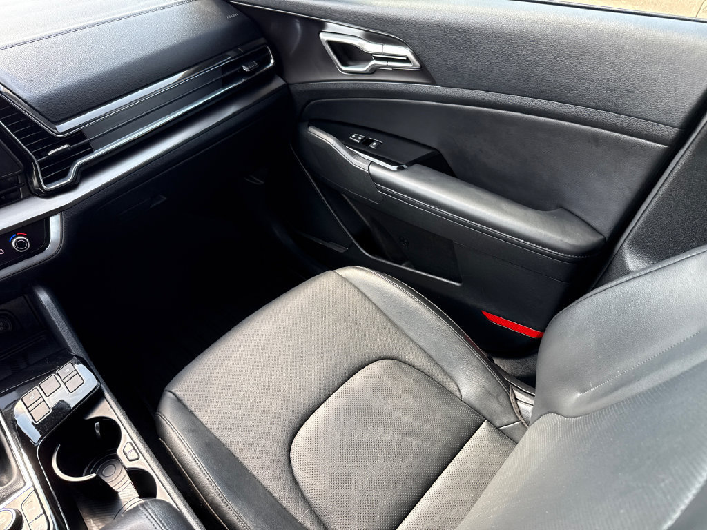 Used 2023 Kia Sportage EX FWD image 16