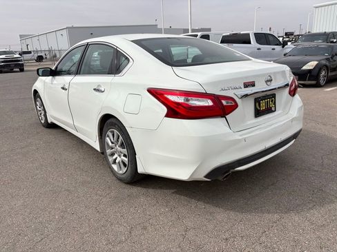 Used 2017 Nissan Altima 2.5 S w/ Power Driver Seat Package image 3