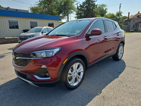 Used 2023 Buick Encore GX Preferred w/ Cold Weather Comfort Package FWD image 2