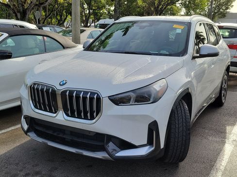 Used 2023 BMW X1 xDrive28i w/ Convenience Package AWD/4WD image 3