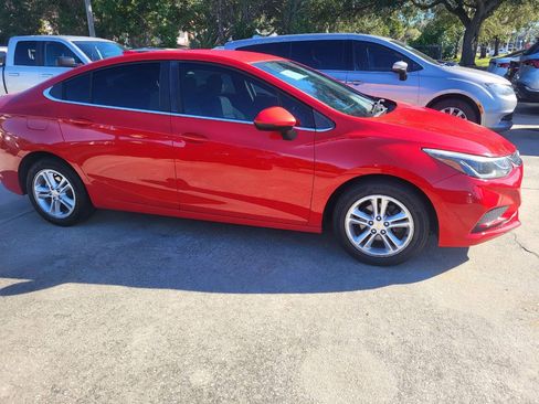 Used 2018 Chevrolet Cruze LT w/ LT Fleet Convenience Package FWD image 23