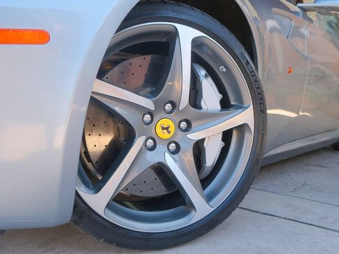 Used 2012 Ferrari FF AWD/4WD image 39