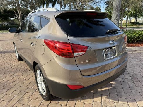 Used 2013 Hyundai Tucson GLS image 8