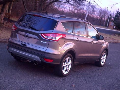Used 2014 Ford Escape SE w/ Equipment Group 201A image 6