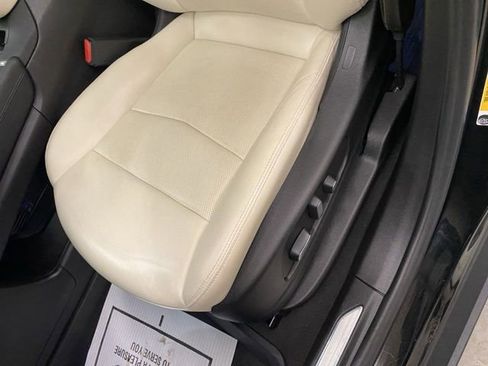 Used 2024 Cadillac XT5 Sportv w/ LPO, Floor Liner Package image 15