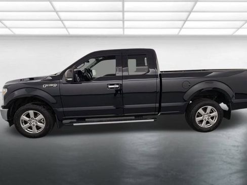 Used 2018 Ford F150 XLT w/ Equipment Group 301A Mid image 5