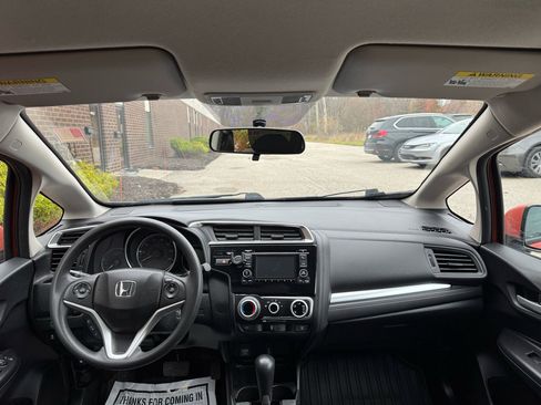 Used 2018 Honda Fit LX image 21