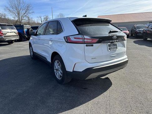 Certified 2024 Ford Edge SEL image 4