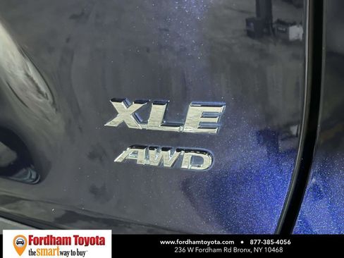 Used 2025 Toyota RAV4 XLE w/ Convenience Package image 12