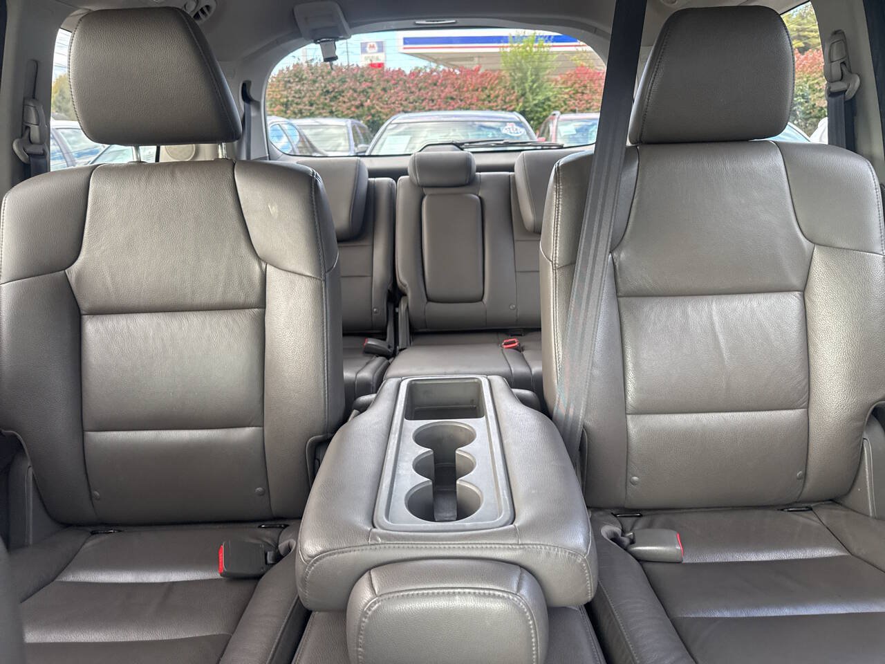 Used 2012 Honda Odyssey Touring Elite image 18