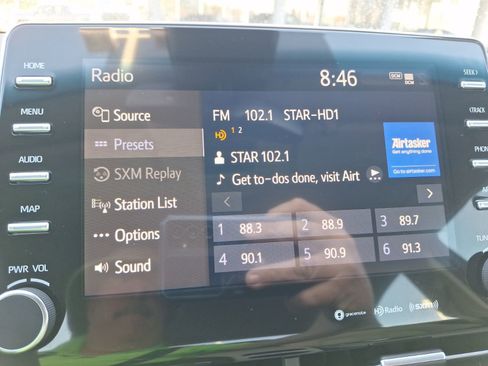 Used 2021 Toyota Avalon XLE image 26