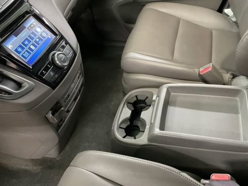 Used 2014 Honda Odyssey EX-L image 16