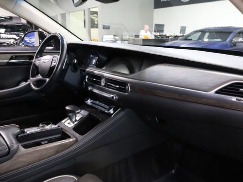 Used 2020 Genesis G90 3.3T Premium image 30
