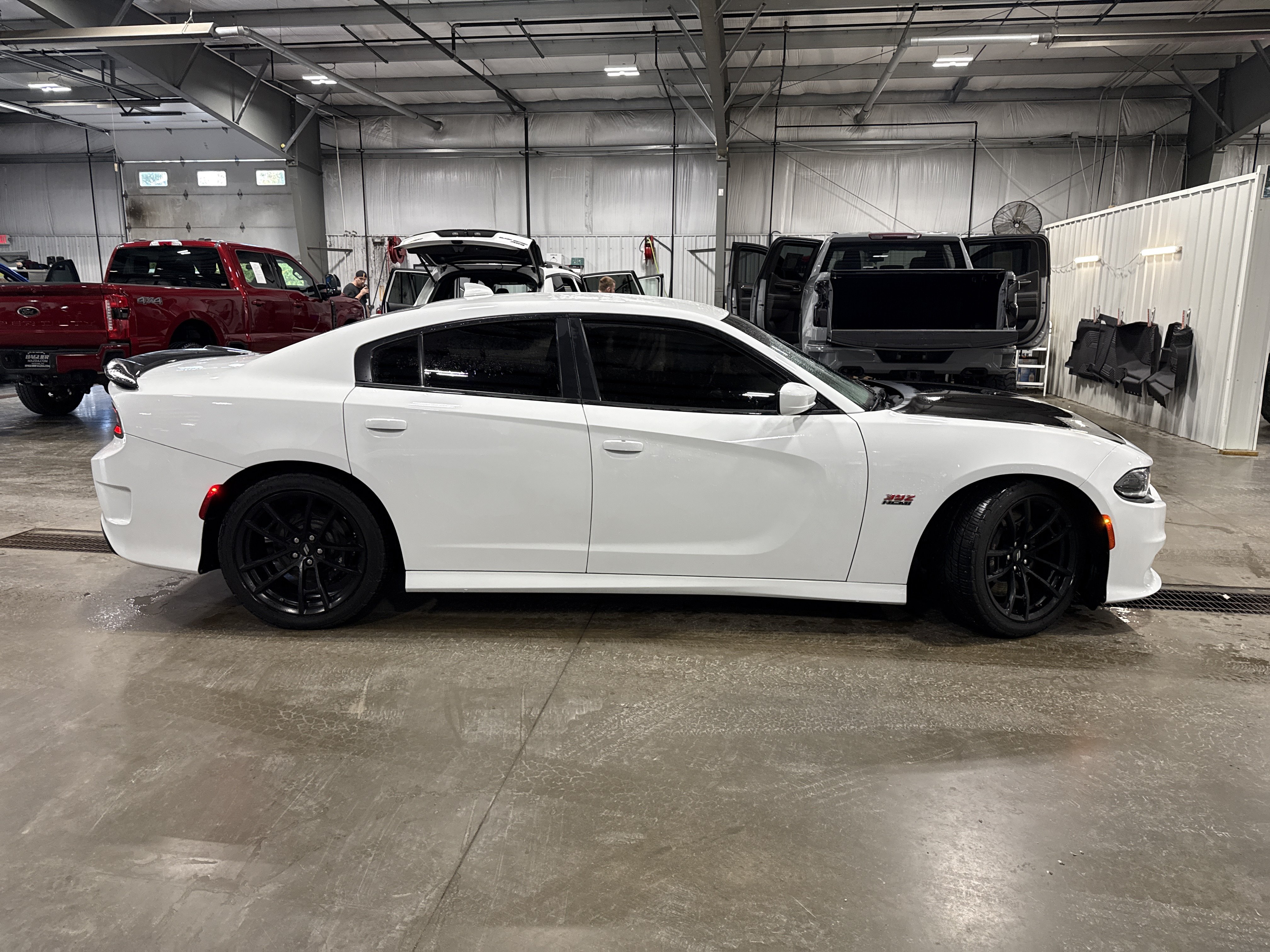Used 2020 Dodge Charger Scat Pack w/ Dynamics Package RWD image 2