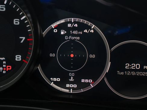 Used 2018 Porsche Panamera 4S image 30