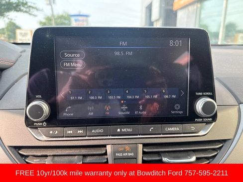 Used 2023 Nissan Altima 2.5 SR FWD image 14