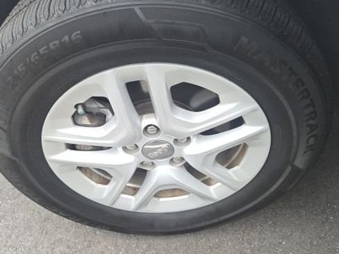 Used 2020 Jeep Compass Sport w/ Cold Weather Group image 4