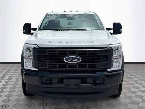 New 2025 Ford F550 4x4 Crew Cab image 2