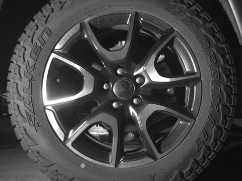 Used 2025 Jeep Compass Trailhawk AWD/4WD image 15