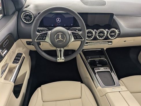 New 2026 Mercedes-Benz GLA 250 image 10