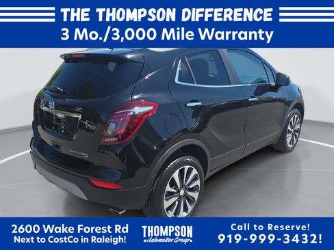 Used 2021 Buick Encore Preferred w/ Safety Package AWD/4WD image 3