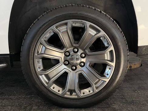 Used 2020 GMC Yukon SLE w/ HD Trailering Package image 37