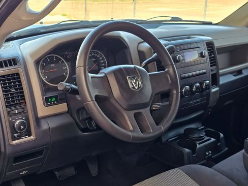 Used 2011 RAM 1500 2WD Regular Cab image 10