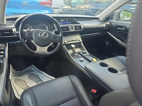 Used 2016 Lexus IS 300 AWD w/ Premium Package image 8