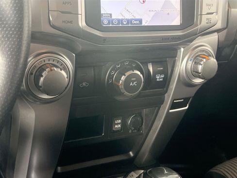 Used 2018 Toyota 4Runner SR5 image 16