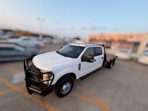 Used 2019 Ford F350 XL w/ Power Equipment Group AWD/4WD image 6