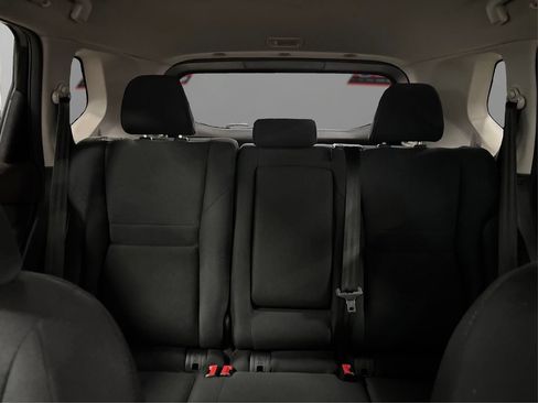 Used 2023 Nissan Rogue S AWD/4WD image 18