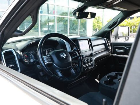 Used 2024 RAM 2500 Big Horn AWD/4WD image 26