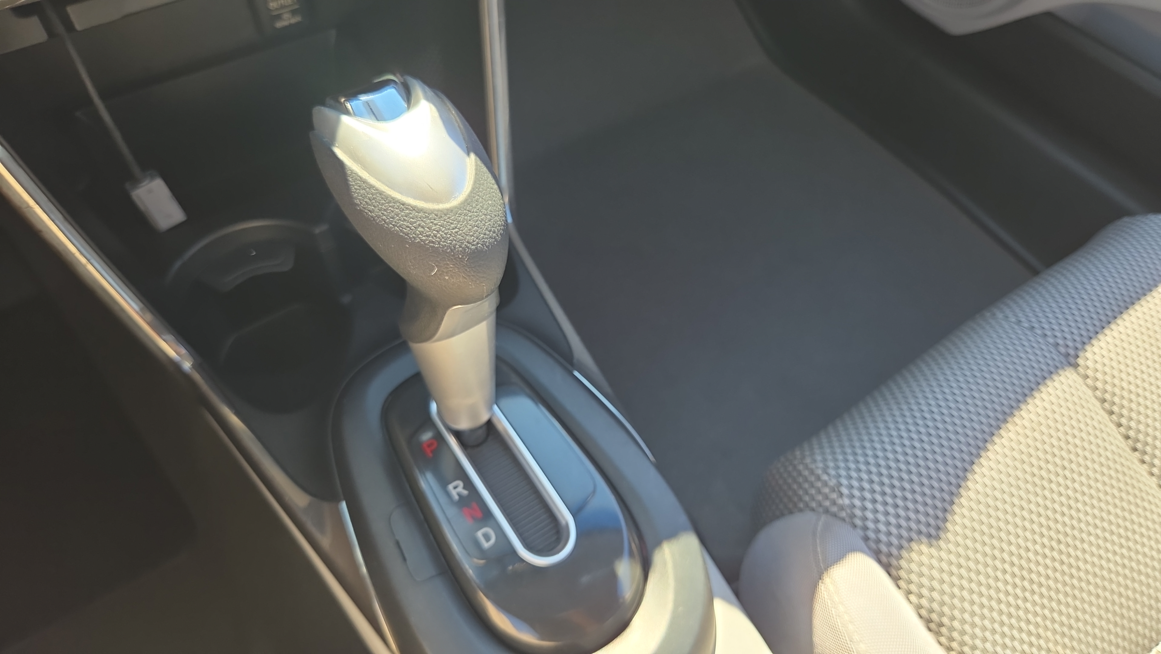 Used 2012 Honda CR-Z EX image 22