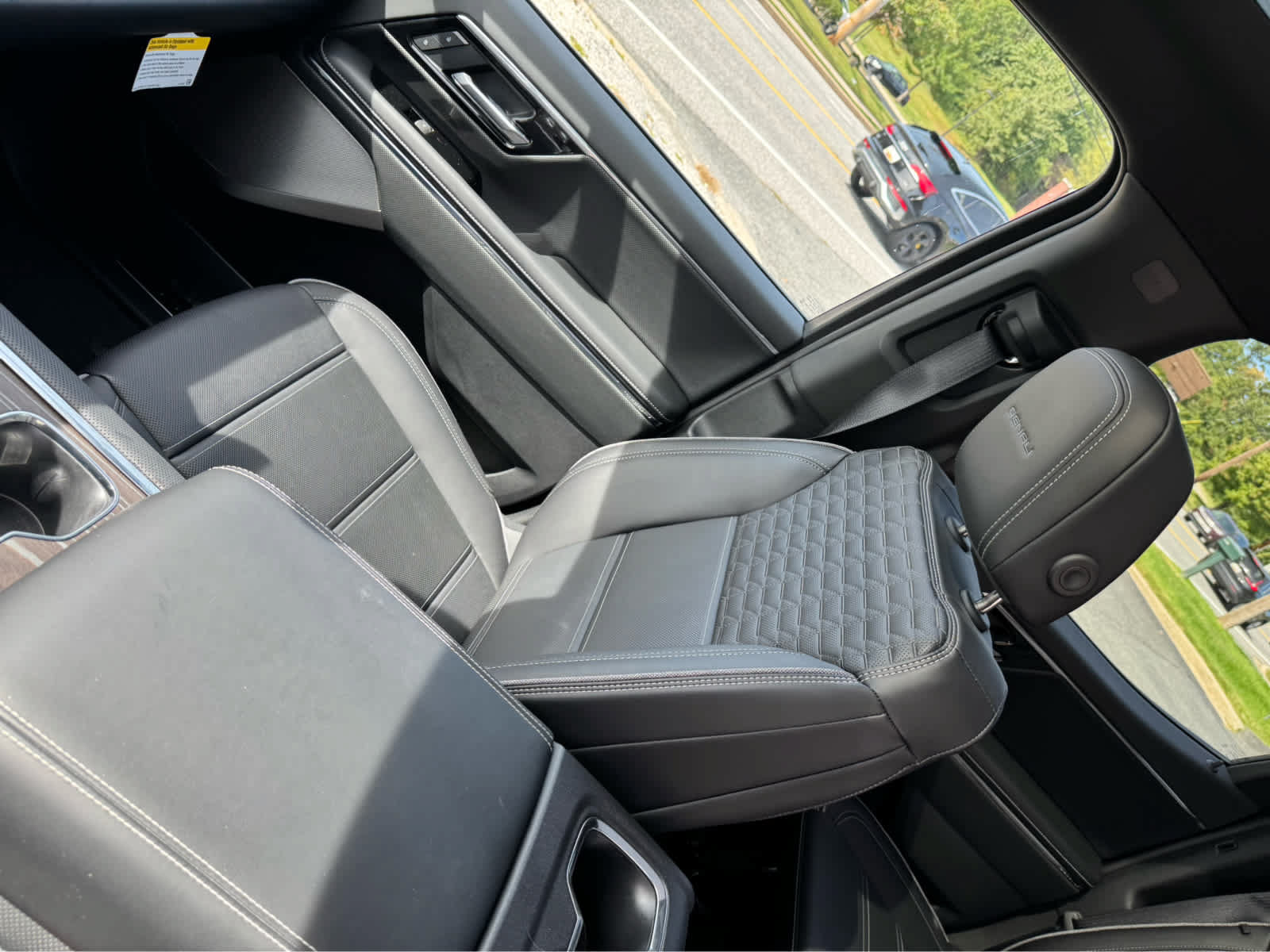 Used 2025 GMC Sierra EV Denali AWD/4WD image 20
