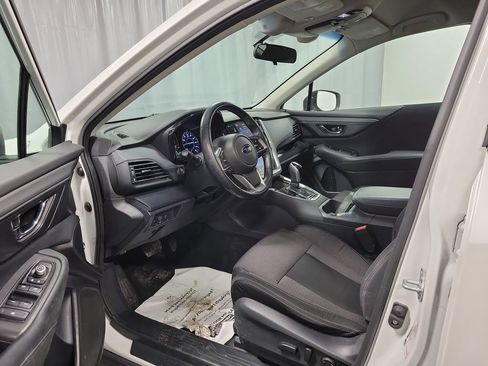 Used 2022 Subaru Outback Premium image 12