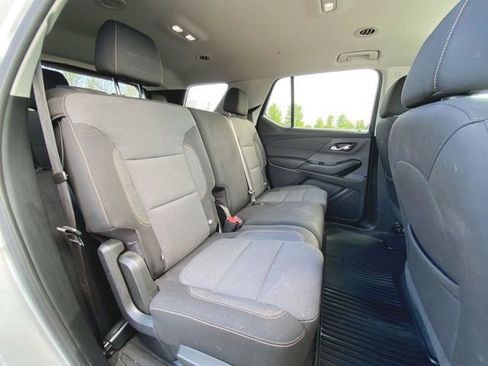 Used 2020 Chevrolet Traverse LS AWD/4WD image 25